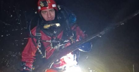 Sensacyjne odkrycie. Skrzynie na dnie jeziora. Ujawnił, co skrywały