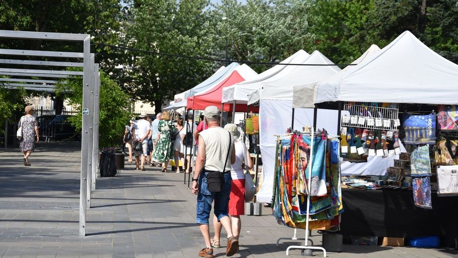 Ciechociński Jarmark Ludowy 2024. Jarmark odbywa się w ramach Festiwalu Folkloru Kujaw 