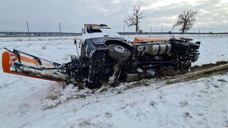 Pług wypadł z drogi