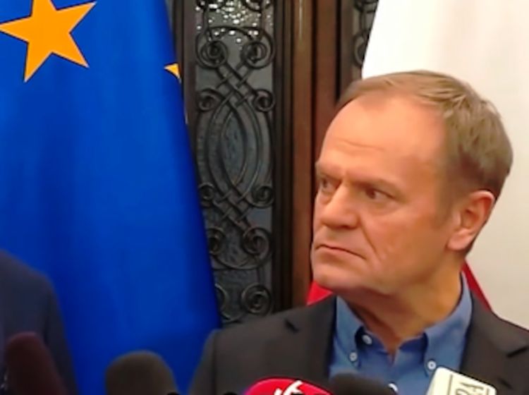 Mina Donalda Tuska po usłyszeniu słowa "inba"