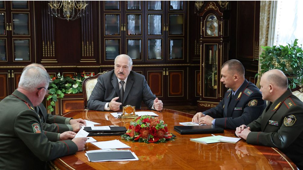 lukaszenka bialorus stan wyjatkowy 