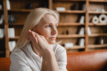 Menopauza i andropauza mają swoje święto. Kiedy przypada i dlaczego warto poświęcić uwagę zmianom, związanym z przekwitaniem