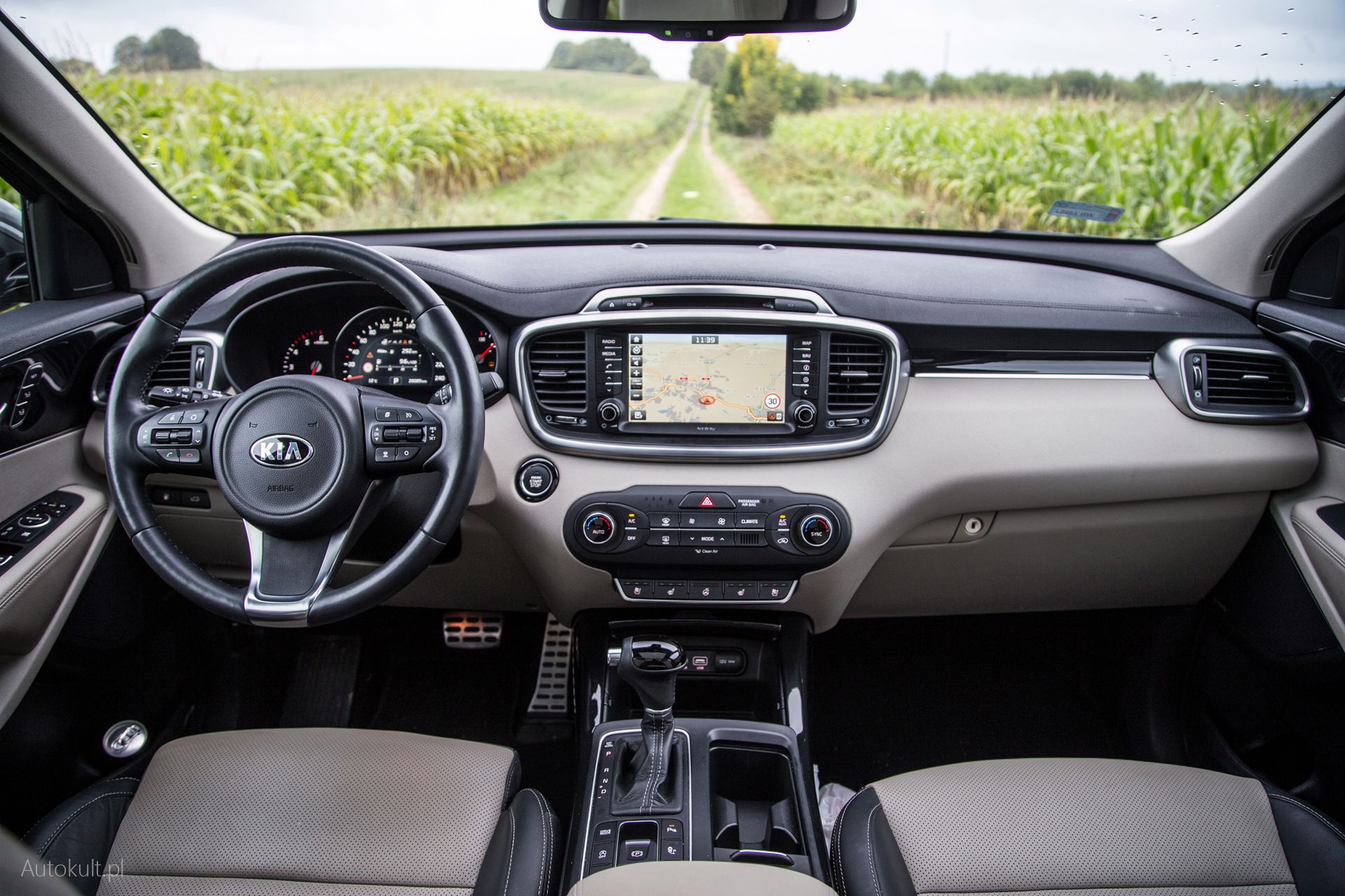 Kia Sorento 2.0 4WD AT XL (2017) (fot. Mateusz Żuchowski)