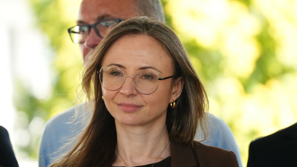 Ministra rodziny, pracy i polityki społecznej A. Dziemianowicz-