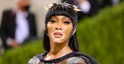 MET Gala 2021. Modelka Winnie Harlow zwracała na siebie uwagę w kombinezonie od holenderskiej projektantki