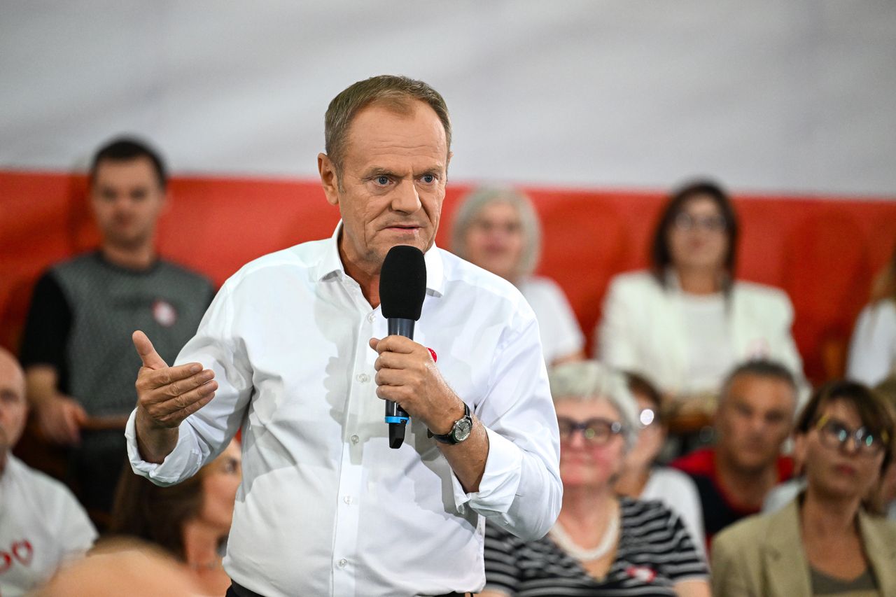 Tusk zadał jedno pytanie. Sala wybuchnęła śmiechem