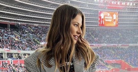 Anna Lewandowska zadała szyku na trybunach meczu Polska-Szwecja. "Uwielbiam ten look"