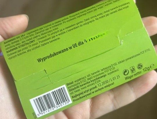 Barwniki do jaj z syntetycznymi substancjami