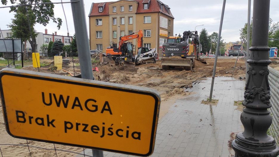 Nowe rondo w Chojnicach budowane jest właśnie u zbiegu ulic Gdańskiej, Obrońców Chojnic i Subisława