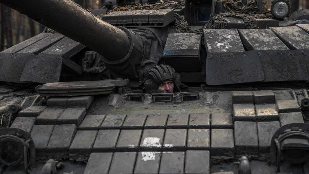 DONETSK OBLAST, UKRAINE - MARCH 09: Ukrainian tank-men prepare for combat as the war between Russia and Ukraine continues in the direction of Lyman in Donetsk Oblast, Ukraine on March 09, 2024. (Photo by Jose Colon/Anadolu via Getty Images)