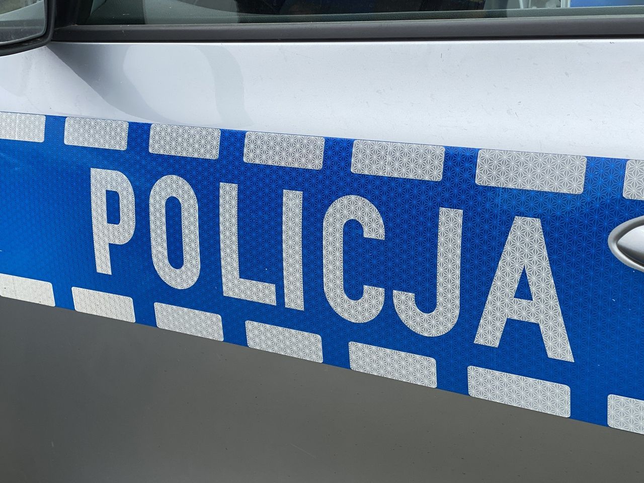Małe dziecko chodziło rano po mieście. Interweniowała policja
