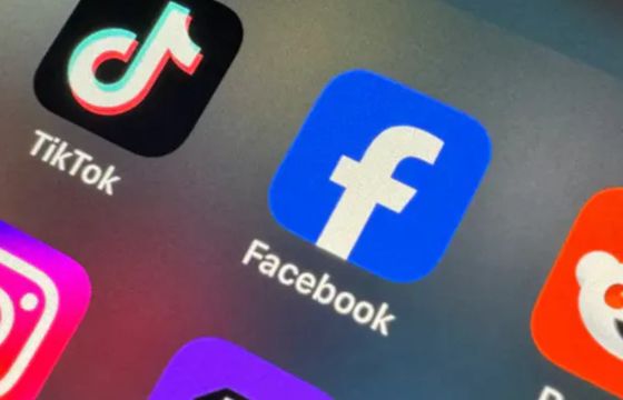 Ban na social media dla nastolatków. Nowe dane z Australii