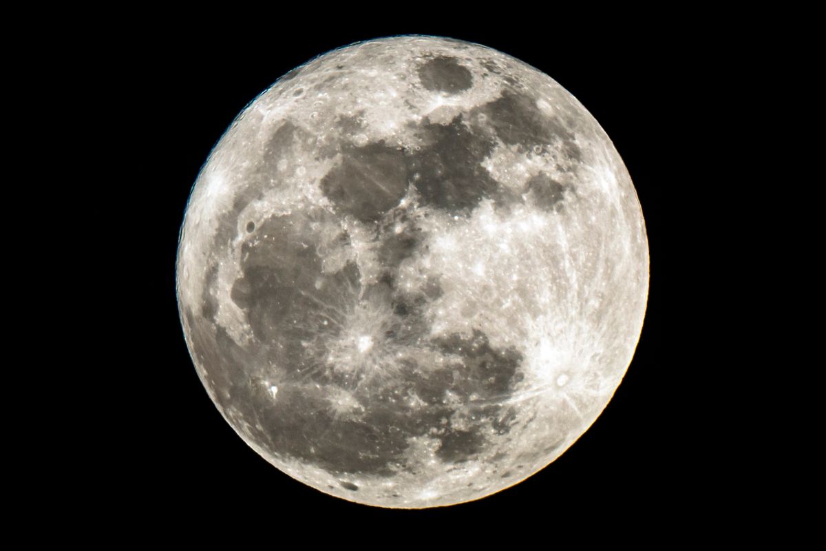 Księżyc w pełni (zdjęcie ilustracyjne)