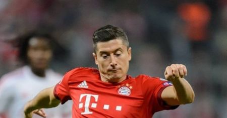 Lewandowski zaczął gwiazdorzyć? Narzeka na zbyt częste podróże z klubem… "Wychodzenie na boisko bez przygotowania nigdy nie pomaga!"