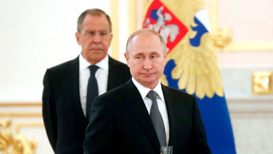 Rosja wprowadzi stan wojenny? Doradca prezydenta Ukrainy kreśli możliwy scenariusz