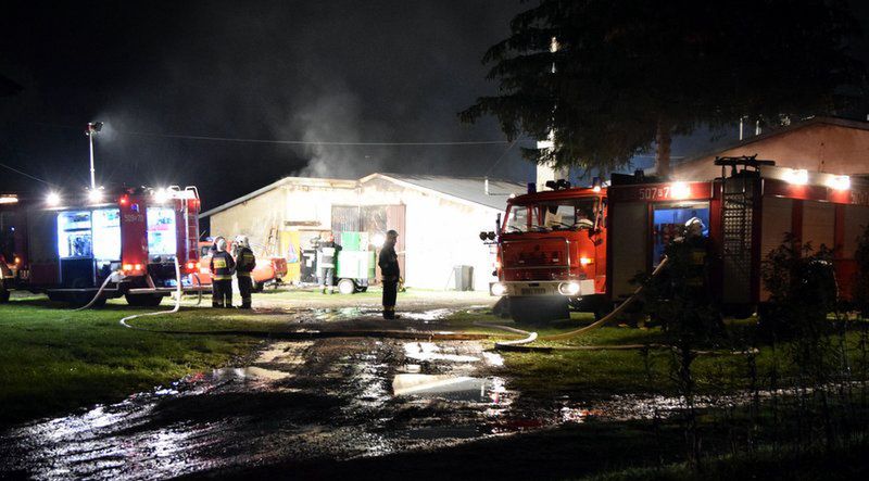 Podkarpackie. Gigantyczny pożar na fermie drobiu