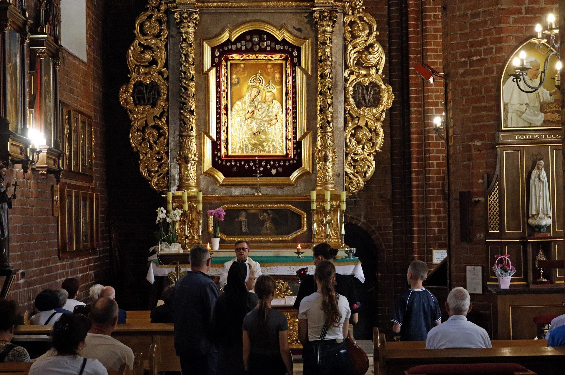 Wierni przeszli ulicami Grudziądza w Marszu Pokoju
