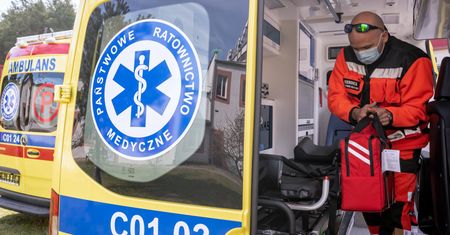 Wrocław. Koronawirus. "Czerwona" strefa w szpitalu przy ul. Fieldorfa? Pracownicy dowiedzieli się z mediów