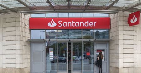 Santander składa obietnicę. Skradzione pieniądze zostaną zwrócone klientom