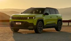 Jeep w "Biznes Klasie". Rozmowy Łukasza Kijka w najnowszym modelu Jeep Compass