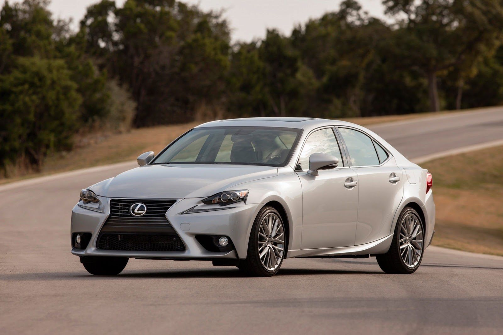Nowy Lexus IS w pełnej krasie [galeria] 43