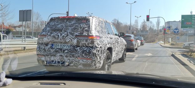 Prawdopodobnie jest to jeep grand cherokee