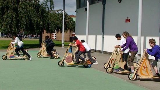 Drewniane skutery - sposób na poruszenie wyobraźni 1