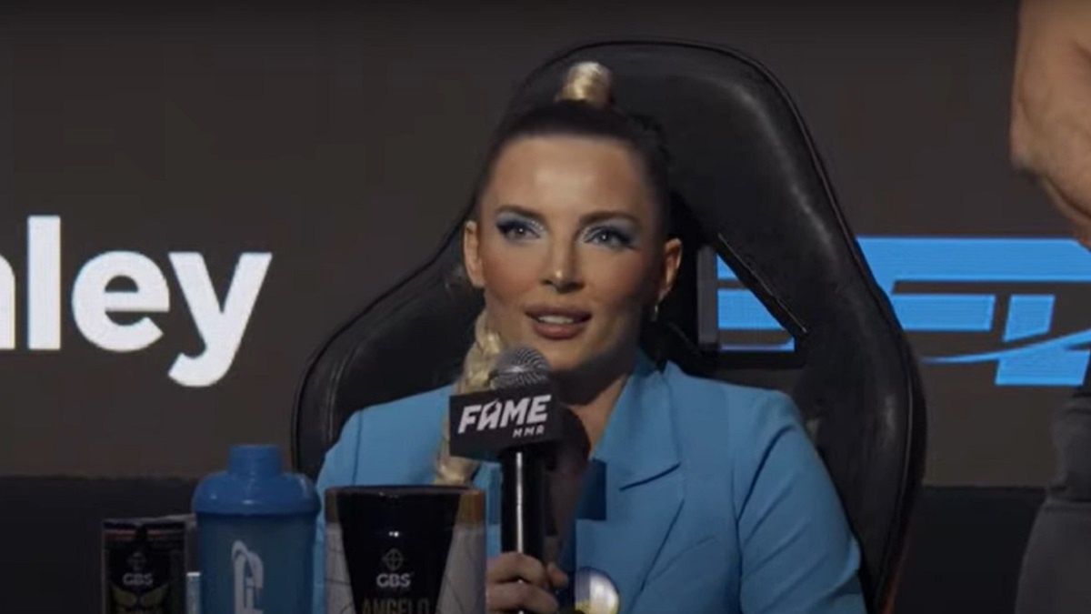 Karolina "Way of Blonde" Brzuszczyńska