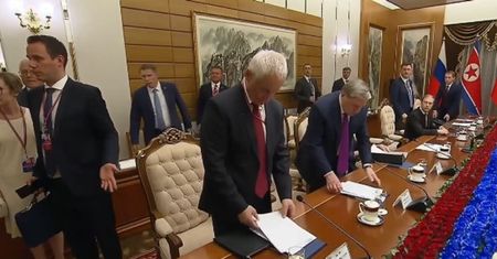 "Wyjdźcie". Zaskoczyli Rosjan. Zgrzyt na spotkaniu z Kim Dzong Unem