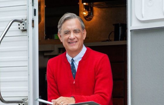 Tom Hanks w filmie "You Are My Friend" jako Fred Rogers