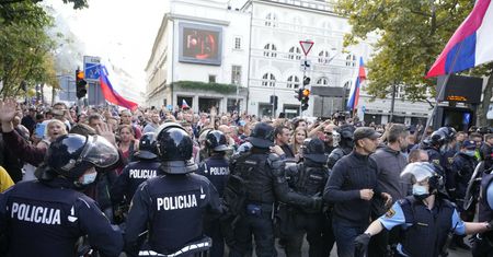 Strajk przeciwko obostrzeniom COVID-19. W Słowenii starcia z policją