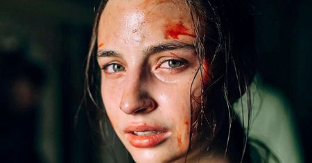 Posłowie PiS uderzają w film Netfliksa. "To niebywały skandal"