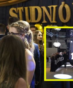 Tak się tańczy poloneza. Studniówka przejdzie do historii. "Dzieło sztuki"