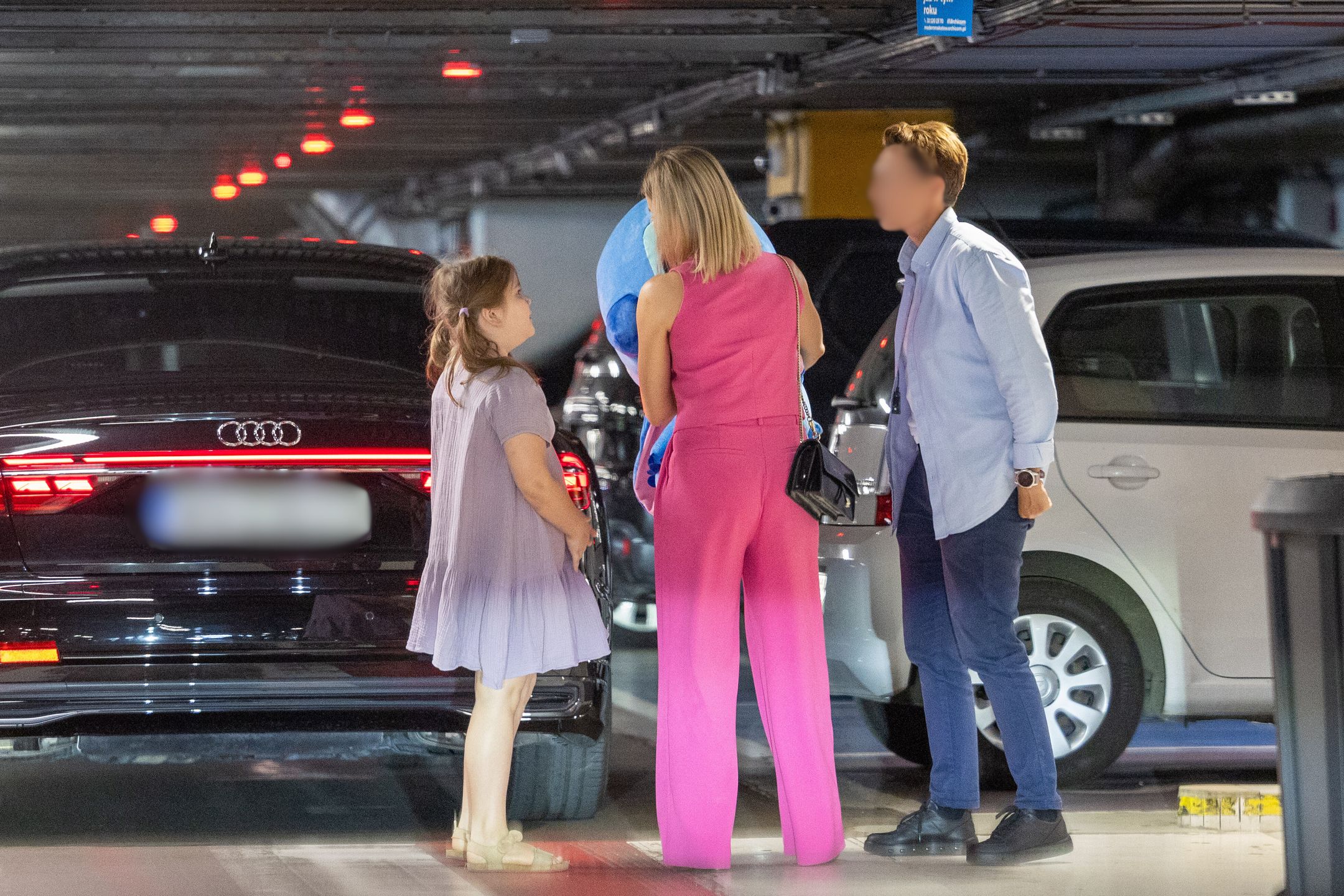 Marta i Kasia Nawrockie na zakupach