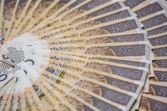 Kruszce prą w górę. Co czeka waluty?