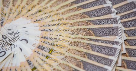 Kruszce prą w górę. Co czeka waluty?
