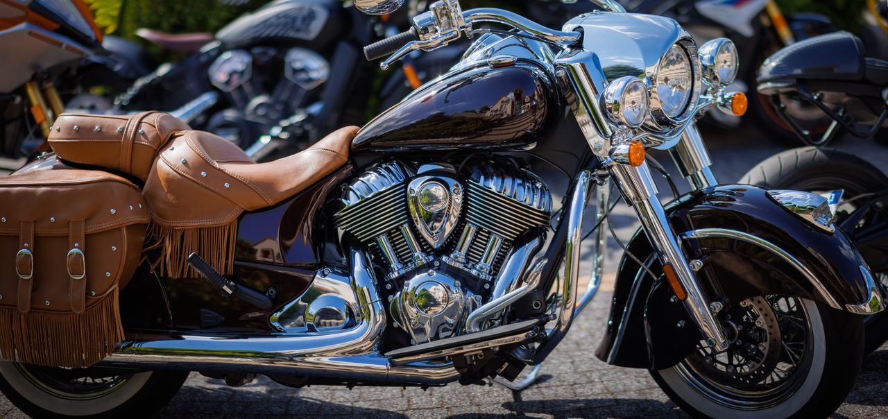 Chęciny: Zlot Gwiaździsty 2025. Zabytkowe pojazdy i hołd dla legend motoryzacji