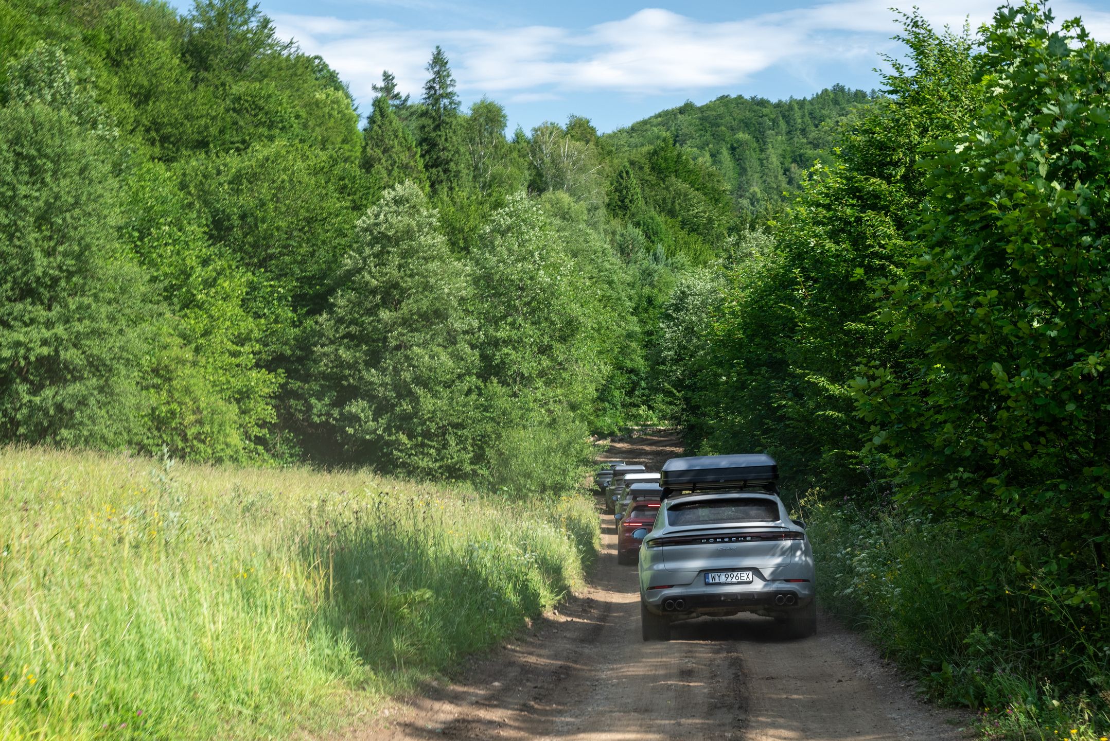 Porsche Cayenne w Bieszczadach