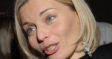 Córka Foremniak pali papierosy