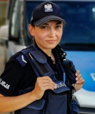 Jest policjantką. W komendzie wszyscy wiedzą, co robi po godzinach