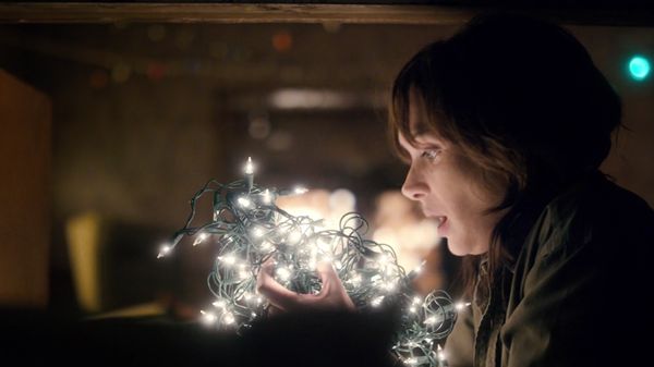 Stranger Things S1:03 – Rozdział trzeci: Wśród nocnej ciszy (Chapter