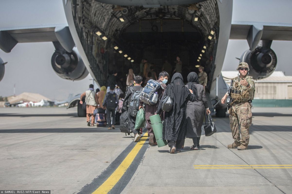 Afganistan. Amerykanie zdążą z ewakuacją? Talibowie mają złe wieści