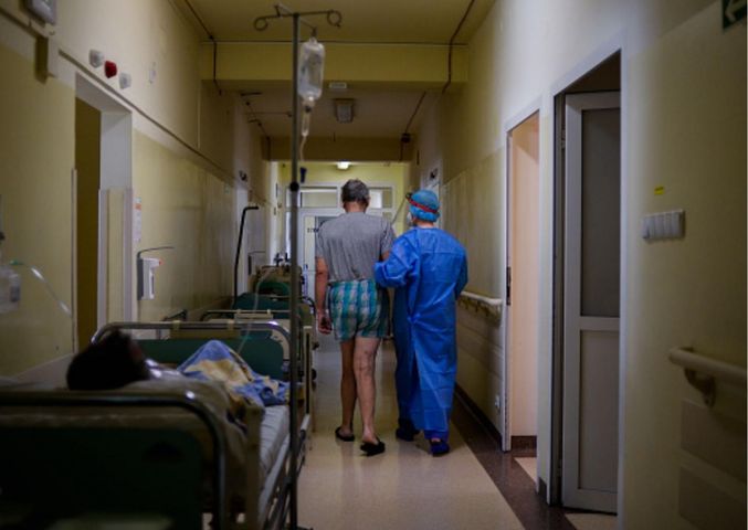 Koronawirus w Polsce. Nowe przypadki i ofiary śmiertelne. MZ podaje dane (10 lipca)