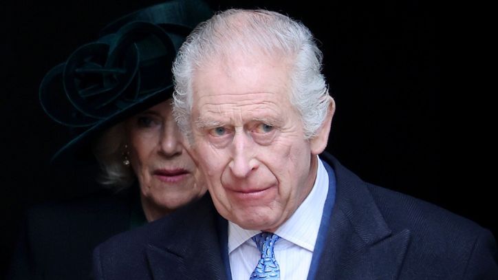 Ekspert od mowy ciała analizuje zdjęcia króla Karola z nabożeństwa wielkanocnego