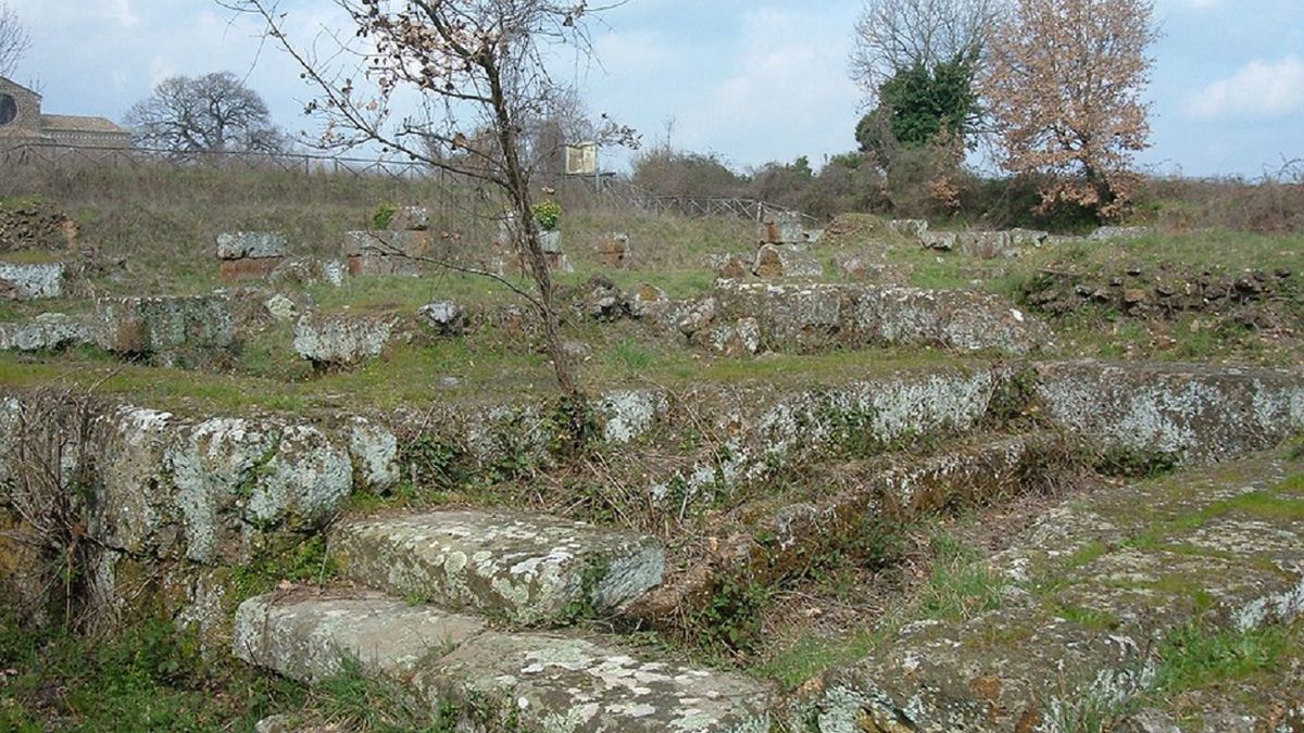 Część ruin miasta.