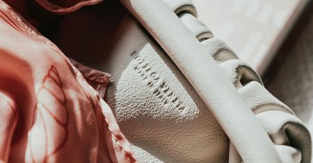 Fenomen Bottega Veneta: Gdzie włoskie rzemiosło spotyka się z przyszłością