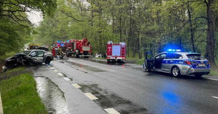 Dramatyczny wypadek pod Opolem. Kierowca nie miał żadnych szans