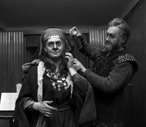 Fiorenza Cossotto (Azucena) i Ivo Vinco (Ferrando) w „Trubadurze”, La Scala 1967 © archiwum prywatne