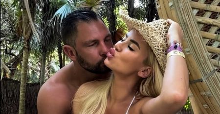 Izabela Macudzińska świętuje blisko ćwierć wieku związku z Patrykiem, publikując całuśne zdjęcia z Tulum. Romantycznie?