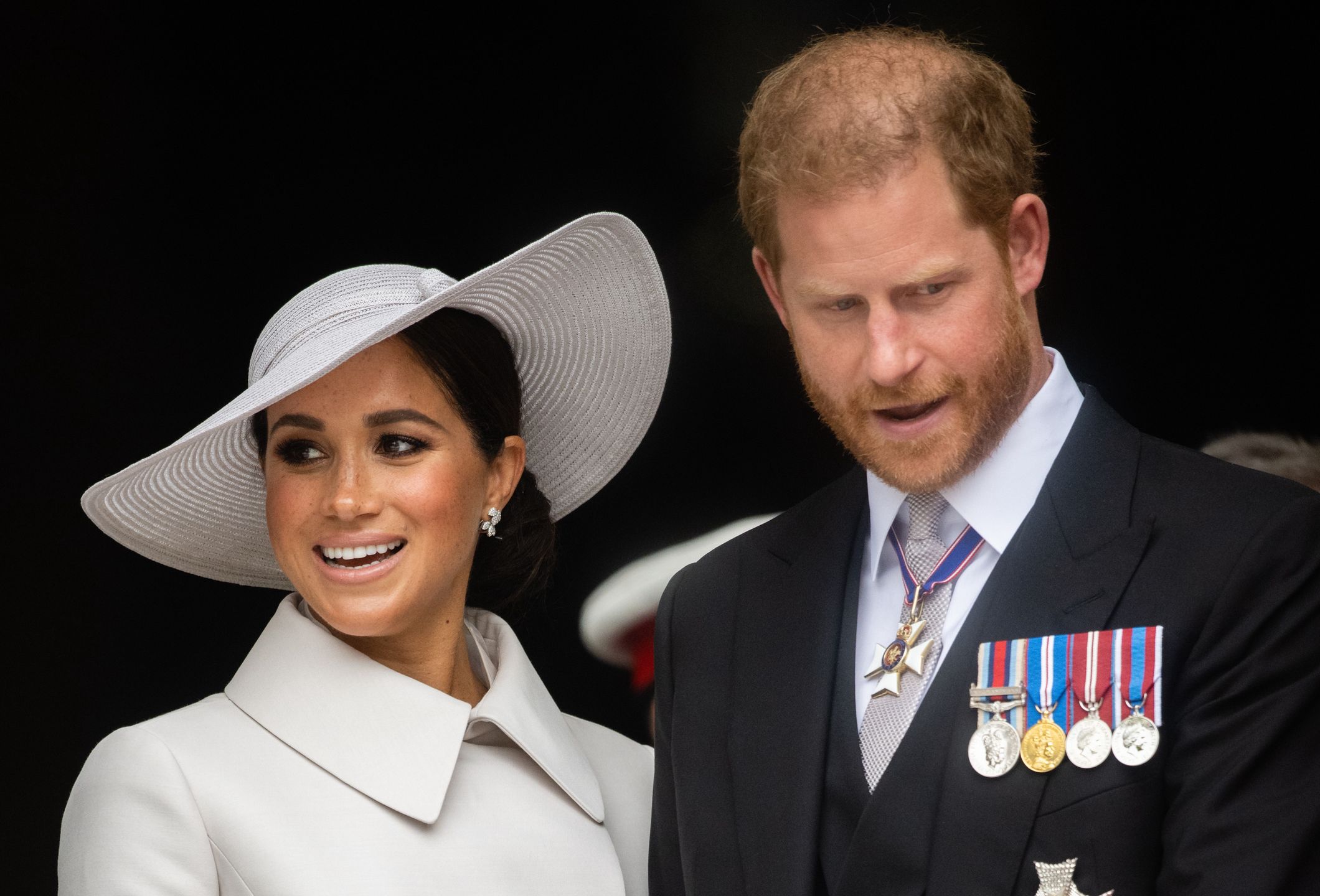 Dzieci Meghan i Harry'ego OFICJALNIE dostały tytuły
